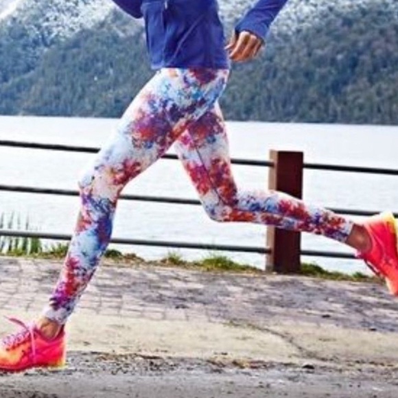 Athleta Pants - Athleta Hypersonic Sonar Leggings